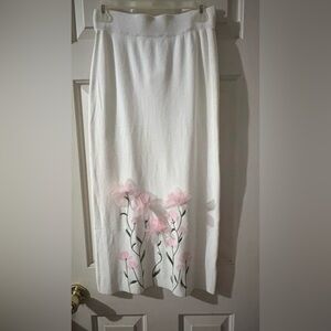 White Maxi Skirt w/ Floral Print